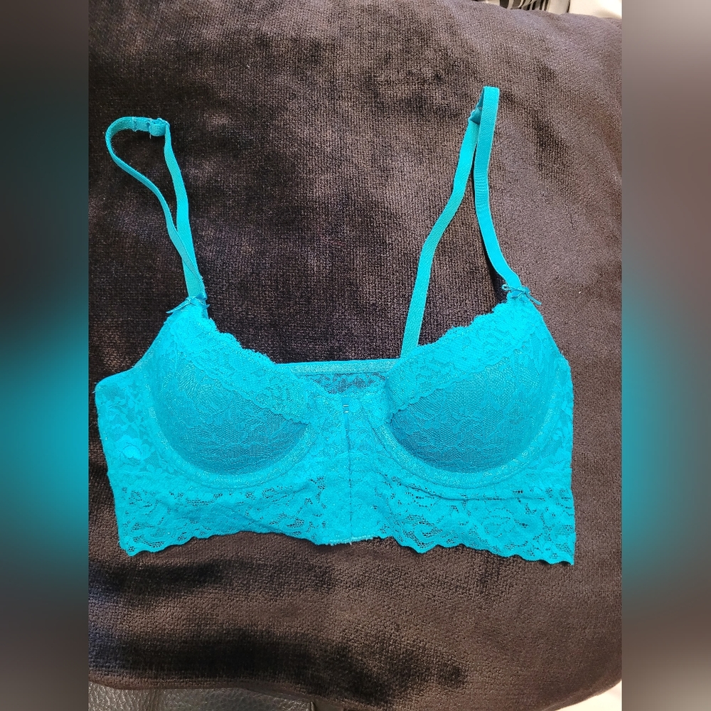 COPY - Lace Bra Turquoise with front closure size Small
